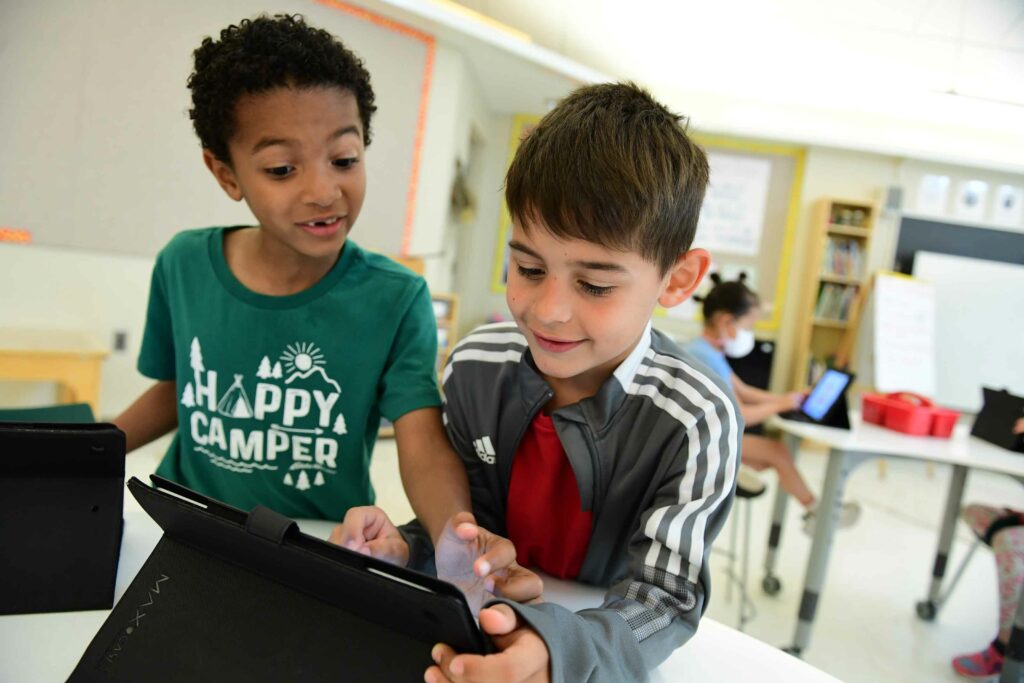 Students with Apple IPads